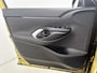 Toyota Yaris Cross 1.5 Hybrid Dynamic | Voorstoelen verwarmd | Parkeersensor voor en achter |