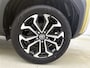 Toyota Yaris Cross 1.5 Hybrid Dynamic | Voorstoelen verwarmd | Parkeersensor voor en achter |