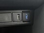 Toyota Yaris Cross 1.5 Hybrid Dynamic | Voorstoelen verwarmd | Parkeersensor voor en achter |