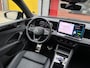 Volkswagen Tiguan 1.5 eHybrid R-Line Black Pano Head-up Leer Trekhaak Massage 20"