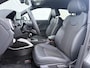 Audi Q2 35 TFSI S-line | Stoelverwarming | Matrix LED | Parkeerhulp | Carplay | Getint Glas | 17'' |