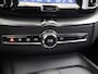 Volvo XC60 2.0 Recharge T6 AWD R-Design | Panoramadak | Elek. stoelen met Geheugen | HUD | Navigatie | Stoelverwarming | 360° Camera | DAB | Apple Carplay/Android Auto | LED | Cruise Control Adaptief |