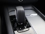 Volvo XC60 2.0 Recharge T6 AWD R-Design | Panoramadak | Elek. stoelen met Geheugen | HUD | Navigatie | Stoelverwarming | 360° Camera | DAB | Apple Carplay/Android Auto | LED | Cruise Control Adaptief |