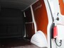 Volkswagen Transporter 2.0 TDI L1H1 110PK | Airco | Parkeersensoren Achter | Navigatie | Apple/Android Carplay | Elektrisch Verstel/Verwarmbare Spiegels |