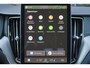 Volvo XC60 T8 Recharge AWD Ultra Black Edition Exec - Luchtvering - Panorama/schuifdak - IntelliSafe Assist & Surround - 360º Camera - Bowers & Wilkins audio - Adaptieve LED koplampen - Verwarmde voorstoelen, stuur & achterbank - Parkeersensoren voor & achter - Elektr. bedienb. voorstoelen met geheugen - Head up display - Draadloze tel. lader - Extra getint glas - 21' LMV