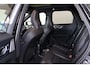 Volvo XC60 T8 Recharge AWD Ultra Black Edition Exec - Luchtvering - Panorama/schuifdak - IntelliSafe Assist & Surround - 360º Camera - Bowers & Wilkins audio - Adaptieve LED koplampen - Verwarmde voorstoelen, stuur & achterbank - Parkeersensoren voor & achter - Elektr. bedienb. voorstoelen met geheugen - Head up display - Draadloze tel. lader - Extra getint glas - 21' LMV