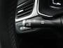 Renault Captur TCe 90 Intens - RIJKLAARPRIJS - Achteruitrijcamera - Cruise Control - Trekhaak - Dealeronderhouden
