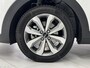 Kia Stonic 1.0 T-GDi MHEV DynamicPlusLine | Navigatie | Camera | Stoelverwarming | Climate Control | All-Season Banden |
