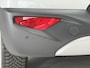 Kia Stonic 1.0 T-GDi MHEV DynamicPlusLine | Navigatie | Camera | Stoelverwarming | Climate Control | All-Season Banden |