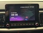Kia Stonic 1.0 T-GDi MHEV DynamicPlusLine | Navigatie | Camera | Stoelverwarming | Climate Control | All-Season Banden |