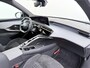 Peugeot E-3008 GT Avantage 210 73 kWh | Accu 99% | Panoramisch schuifdak | Alcantara bekleding |Elektrisch verstelbare stoelen | Navigatie | Drive assist 360 pack | Apple Carplay en Andoird auto