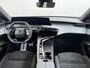 Peugeot E-3008 GT Avantage 210 73 kWh | Accu 99% | Panoramisch schuifdak | Alcantara bekleding |Elektrisch verstelbare stoelen | Navigatie | Drive assist 360 pack | Apple Carplay en Andoird auto
