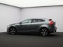 Volvo V40 T3 152PK Polar+ Sport / Trekhaak / Panoramisch Dak / DAB+ / Verwarmbare Voorruit / Leder/Nubuck / Verwarmbare Voorstoelen / Harman Kardon / Volvo Guard Alarm /