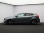 Volvo V40 T3 152PK Polar+ Sport / Trekhaak / Panoramisch Dak / DAB+ / Verwarmbare Voorruit / Leder/Nubuck / Verwarmbare Voorstoelen / Harman Kardon / Volvo Guard Alarm /
