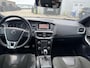 Volvo V40 1.5 T3 Polar+ Sport | R-Design | Trekhaak | Achteruitrijcamera | Parkeersensoren | Harman Kardon Audio | Panoramadak | Keyless Entry | LED Koplampen | Navigatie