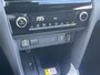 Toyota Yaris Cross 1.5 Hybrid Dynamic | Dode hoek waarschuwing | Stoel- + stuurverwarming | Navigatie | Keyless entry |