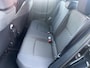 Toyota Yaris Cross 1.5 Hybrid Dynamic | Dode hoek waarschuwing | Stoel- + stuurverwarming | Navigatie | Keyless entry |
