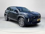 Toyota Yaris Cross 1.5 Hybrid Dynamic | Dode hoek waarschuwing | Stoel- + stuurverwarming | Navigatie | Keyless entry |