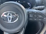 Toyota Yaris Cross 1.5 Hybrid Dynamic | Dode hoek waarschuwing | Stoel- + stuurverwarming | Navigatie | Keyless entry |