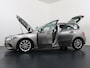 Mercedes-Benz A-klasse 180 Business Solution Luxury | Panoramadak| Memorypakket | Zwart leder | Sfeerverlichting