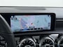 Mercedes-Benz A-klasse 180 Business Solution Luxury | Panoramadak| Memorypakket | Zwart leder | Sfeerverlichting