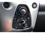 Toyota Aygo 1.0 VVT-i x-play, Led, Parkeercamera, speed limiter.