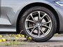 BMW 3-Serie Touring 320i Sportline Keyless | Camera | Carplay | M Sport stuurwiel | Sfeerverlichting