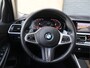 BMW 3-Serie Touring 320i Sportline Keyless | Camera | Carplay | M Sport stuurwiel | Sfeerverlichting