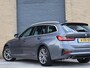 BMW 3-Serie Touring 320i Sportline Keyless | Camera | Carplay | M Sport stuurwiel | Sfeerverlichting