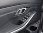BMW 3-Serie Touring 320i Sportline Keyless | Camera | Carplay | M Sport stuurwiel | Sfeerverlichting