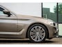 BMW 5-Serie Touring 520i Executive Leder Trekhaak LED Orig NL Auto
