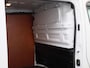 Renault Trafic 2.0 dCi 120 T29 L2H1 Work Edition Airco | Cruise control | Led koplampen | Navigatiesysteem full map | Parkeersensor achter | Zijschuifdeur rechts
