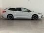 Toyota Corolla Touring Sports 1.8 Hybrid GR-Sport | Trekhaak | LED | Navigatie | Climate Control | Cruise Control | Lichtmetalen velgen 17" | Achteruitrijcamera | Apple Carplay/Android Auto
