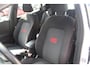 Ford Fiesta 1.0 EcoBoost Hybrid ST-Line | Incl. 12 maanden garantie | Cruise control | Apple carplay/Android auto | Climate control | Lane assist | DAB radio |