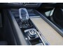 Volvo XC60 T6 Recharge AWD Plus Bright - Panorama/schuifdak - IntelliSafe Assist & Surround - 360º Camera - Harman/Kardon audio - Adaptieve LED koplampen - Verwarmde voorstoelen, stuur & achterbank - Parkeersensoren voor & achter - Elektr. bedienb. voorstoelen met geheugen - Head up display - Draadloze tel. lader - Extra getint glas - 19' LMV