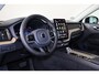 Volvo XC60 T6 Recharge AWD Plus Bright - Panorama/schuifdak - IntelliSafe Assist & Surround - 360º Camera - Harman/Kardon audio - Adaptieve LED koplampen - Verwarmde voorstoelen, stuur & achterbank - Parkeersensoren voor & achter - Elektr. bedienb. voorstoelen met geheugen - Head up display - Draadloze tel. lader - Extra getint glas - 19' LMV