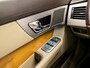 Jaguar XF 3.0 V6 Premium 238Pk Automaat (NAVIGATIE, CLIMATE, STUUR/STOELVERWARMING, CAMERA, LEDER, XENON, SPORTSTOELEN, CRUISE, LM VELGEN, NIEUWE APK, NIEUWSTAAT)