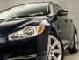 Jaguar XF 3.0 V6 Premium 238Pk Automaat (NAVIGATIE, CLIMATE, STUUR/STOELVERWARMING, CAMERA, LEDER, XENON, SPORTSTOELEN, CRUISE, LM VELGEN, NIEUWE APK, NIEUWSTAAT)