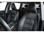 Volvo V70 D3 Classic Edition | Dealer onderhouden | Lederen bekleding | Bi-xenon met adaptieve verlichting | Verwarmbare voorruit | Verwarmbare voorstoelen | Noodreservewiel | Elektrisch bedienbare achterklep | Parkeerverwarming | Volvo On Call |