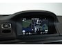 Volvo V70 D3 Classic Edition | Dealer onderhouden | Lederen bekleding | Bi-xenon met adaptieve verlichting | Verwarmbare voorruit | Verwarmbare voorstoelen | Noodreservewiel | Elektrisch bedienbare achterklep | Parkeerverwarming | Volvo On Call |