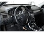 Volvo V70 D3 Classic Edition | Dealer onderhouden | Lederen bekleding | Bi-xenon met adaptieve verlichting | Verwarmbare voorruit | Verwarmbare voorstoelen | Noodreservewiel | Elektrisch bedienbare achterklep | Parkeerverwarming | Volvo On Call |