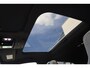 Volkswagen Golf 1.5 eTSI R-Line Business 150PK / 110kW DSG, LED Matrix (IQ.Lights), dynamische grootlichtassistent (dynamic light assist), panoramadak, verwarmbare voorstoelen, verwarmbaar multifunctioneel lederen stuurwiel, adaptieve cruise control (acc), achteruitrijcamera (rear view), parkeersensoren voor en achter (pdc), Apple Carplay & Android Auto, 17" 'Valencia' LMV, elektrisch verstel- en verwarmbare buitenspiegels, DAB+, sfeerverlichting, draadloze telefoon lader, R-Line in- en exterieur etc.