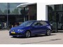Volkswagen Golf 1.5 eTSI R-Line Business 150PK / 110kW DSG, LED Matrix (IQ.Lights), dynamische grootlichtassistent (dynamic light assist), panoramadak, verwarmbare voorstoelen, verwarmbaar multifunctioneel lederen stuurwiel, adaptieve cruise control (acc), achteruitrijcamera (rear view), parkeersensoren voor en achter (pdc), Apple Carplay & Android Auto, 17" 'Valencia' LMV, elektrisch verstel- en verwarmbare buitenspiegels, DAB+, sfeerverlichting, draadloze telefoon lader, R-Line in- en exterieur etc.
