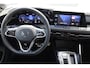 Volkswagen Golf 1.5 eTSI R-Line Business 150PK / 110kW DSG, LED Matrix (IQ.Lights), dynamische grootlichtassistent (dynamic light assist), panoramadak, verwarmbare voorstoelen, verwarmbaar multifunctioneel lederen stuurwiel, adaptieve cruise control (acc), achteruitrijcamera (rear view), parkeersensoren voor en achter (pdc), Apple Carplay & Android Auto, 17" 'Valencia' LMV, elektrisch verstel- en verwarmbare buitenspiegels, DAB+, sfeerverlichting, draadloze telefoon lader, R-Line in- en exterieur etc.