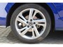 Volkswagen Golf 1.5 eTSI R-Line Business 150PK / 110kW DSG, LED Matrix (IQ.Lights), dynamische grootlichtassistent (dynamic light assist), panoramadak, verwarmbare voorstoelen, verwarmbaar multifunctioneel lederen stuurwiel, adaptieve cruise control (acc), achteruitrijcamera (rear view), parkeersensoren voor en achter (pdc), Apple Carplay & Android Auto, 17" 'Valencia' LMV, elektrisch verstel- en verwarmbare buitenspiegels, DAB+, sfeerverlichting, draadloze telefoon lader, R-Line in- en exterieur etc.