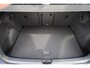 Volkswagen Golf 1.5 eTSI R-Line Business 150PK / 110kW DSG, LED Matrix (IQ.Lights), dynamische grootlichtassistent (dynamic light assist), panoramadak, verwarmbare voorstoelen, verwarmbaar multifunctioneel lederen stuurwiel, adaptieve cruise control (acc), achteruitrijcamera (rear view), parkeersensoren voor en achter (pdc), Apple Carplay & Android Auto, 17" 'Valencia' LMV, elektrisch verstel- en verwarmbare buitenspiegels, DAB+, sfeerverlichting, draadloze telefoon lader, R-Line in- en exterieur etc.