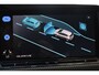 Volkswagen Golf 1.5 eTSI R-Line Business 150PK / 110kW DSG, LED Matrix (IQ.Lights), dynamische grootlichtassistent (dynamic light assist), panoramadak, verwarmbare voorstoelen, verwarmbaar multifunctioneel lederen stuurwiel, adaptieve cruise control (acc), achteruitrijcamera (rear view), parkeersensoren voor en achter (pdc), Apple Carplay & Android Auto, 17" 'Valencia' LMV, elektrisch verstel- en verwarmbare buitenspiegels, DAB+, sfeerverlichting, draadloze telefoon lader, R-Line in- en exterieur etc.