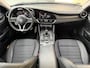 Alfa Romeo Giulia 2.0T Super, 200Pk, 2020, 1ste eigenaar, Volledig onderhouden, Panoramadak, Climate control, Cruise control, Parkeersensoren, Xenon koplampen, Elektrische stoelen, Stoel + stuurverwarming,