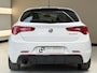 Alfa Romeo Giulietta 1.4 Turbo, 120Pk, 2016, 2de eigenaar, Volledig leder, Climate control, Cruise control, Parkeersensoren, Automatische verlichting, Bluetooth audio,
