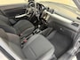 Suzuki Swift 1.2 Select Smart Hybrid, 83Pk, 2023, Origineel Nederlands, Dealer onderhouden, 2de eigenaar, Apple CarPlay, Lane Assist, Stuurbediening, Camera,
